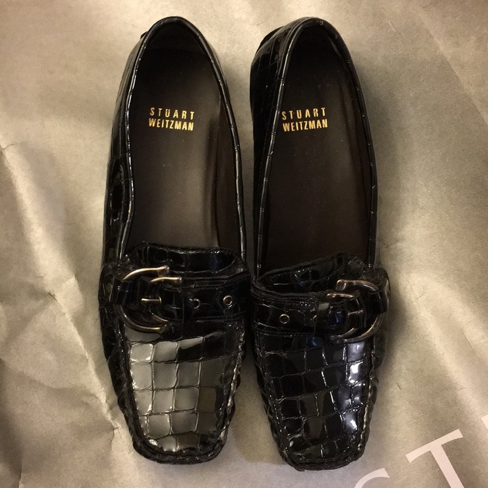 Stuart Weitzman loafer Black. EUC